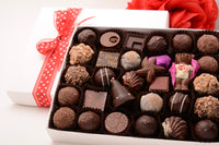 Valentine's Truffle Collection Large White
